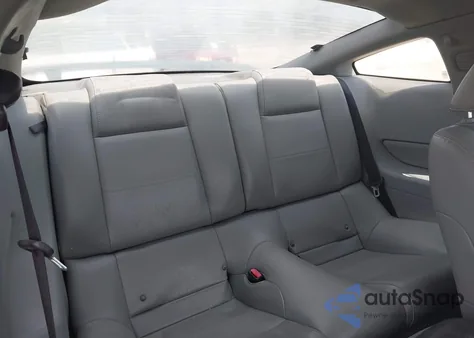 2005 Ford Mustang V6 Deluxe/V6 Premium из США, поврежденный, VIN 1ZVFT80N955174054